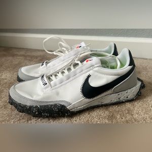 Nike Waffle Racer Crater - Black and White